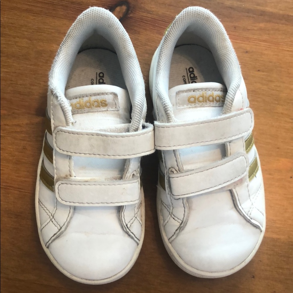 Adidas - Picture 4 of 5